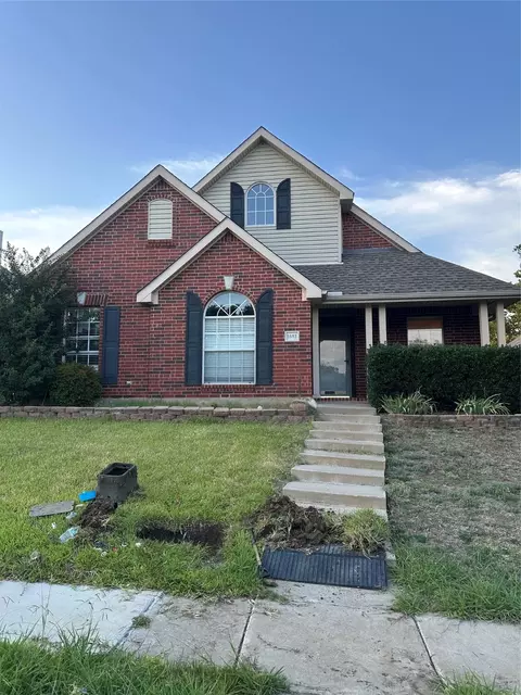 1681 Yellowstone Ave, Lewisville, TX 75077