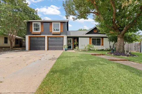 712 Vaughn Dr, Burleson, TX 76028