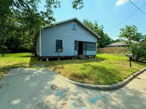 105 Ardis St, Sulphur Springs, TX 75482