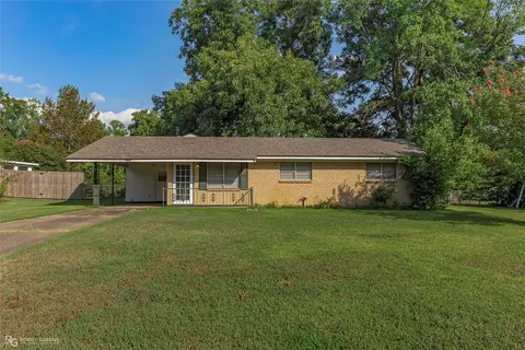 105 Alta Dr, Haughton, LA 71037