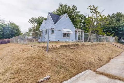 220 Blevins St, Fort Worth, TX 76111