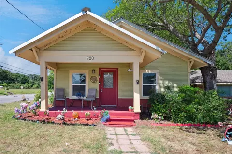 820 Lakey St, Denton, TX 76205