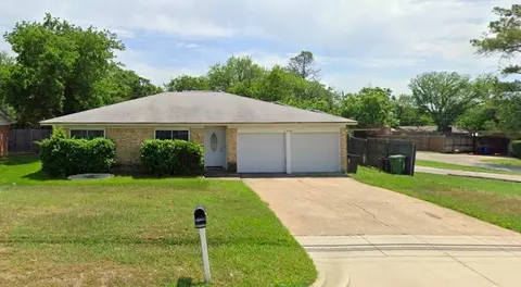 7844 Harwood Rd, North Richland Hills, TX 76180