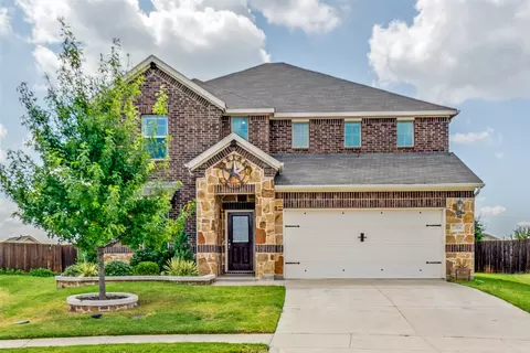 2416 Buchanan Ln, Forney, TX 75126