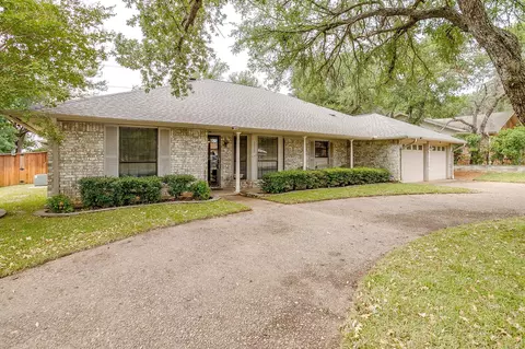 3012 S Murco Dr, Mineral Wells, TX 76067