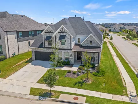 9300 Pecan Woods Trl, Argyle, TX 76226