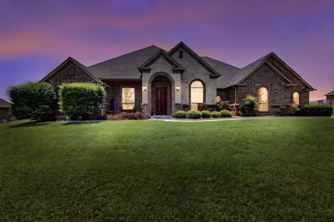 6836 Katie Corral Dr, Fort Worth, TX 76126