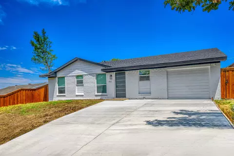 751 Botany Bay Dr, Dallas, TX 75211