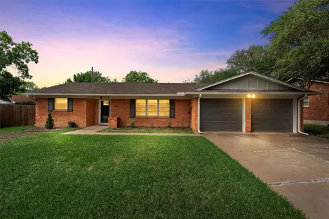2012 Sugg Dr, Waco, TX 76710 photo 2
