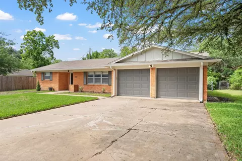 2012 Sugg Dr, Waco, TX 76710 photo 3