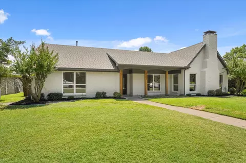 2304 Stone Creek Dr, Plano, TX 75075