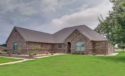 6600 Wimbleton Ct, Mineral Wells, TX 76067