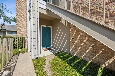 8600 Coppertowne Ln #2000, Dallas, TX 75243