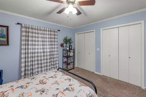 Bedroom - 1402 N Acres Cir, Springhill, LA 71075 photo 4 of 8