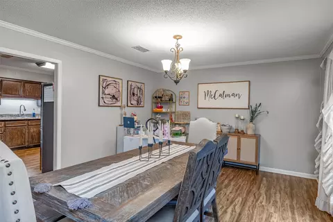 Dining - 1402 N Acres Cir, Springhill, LA 71075 photo 3 of 3