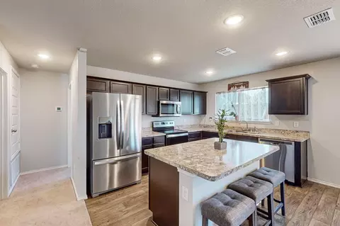 108 Rock Creek Ln, Terrell, TX 75160