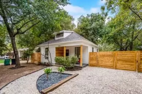 2225 Denison St, Denton, TX 76201