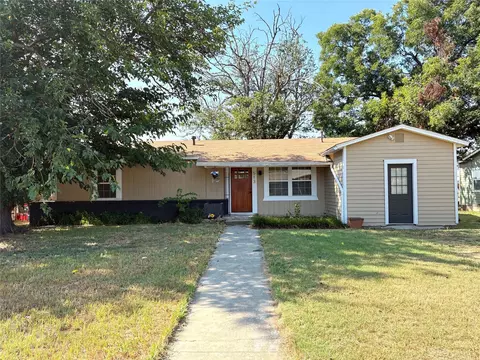 513 E Conner St, Eastland, TX 76448