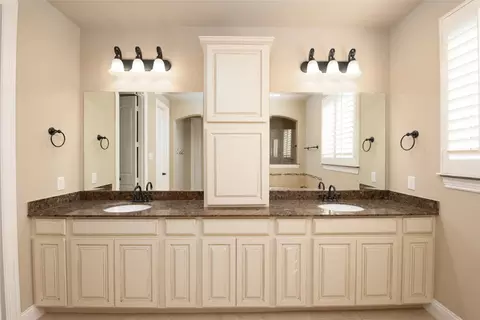 Bath - 1420 6th St, Argyle, TX 76226 photo 1 of 8