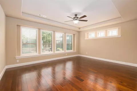Living - 1420 6th St, Argyle, TX 76226 photo 3 of 5