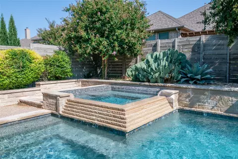 Exterior - 1420 6th St, Argyle, TX 76226 photo 5 of 6