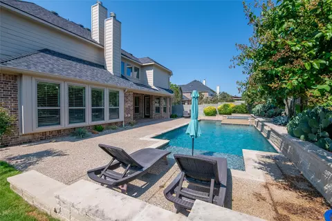 Exterior - 1420 6th St, Argyle, TX 76226 photo 6 of 6
