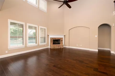Living - 1420 6th St, Argyle, TX 76226 photo 2 of 5