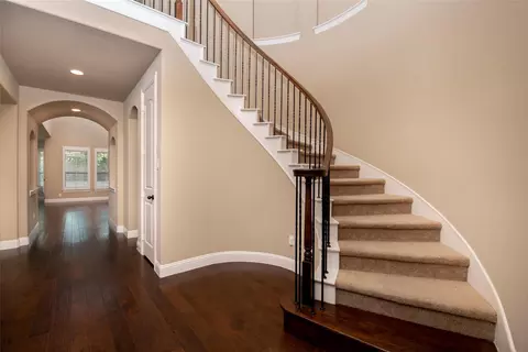 Entry Way - 1420 6th St, Argyle, TX 76226 photo 4 of 5