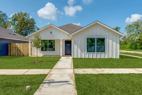200 Campbell St, Terrell, TX 75160