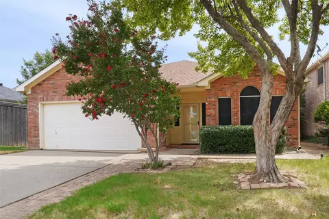 1147 Frisco Dr, Saginaw, TX 76131