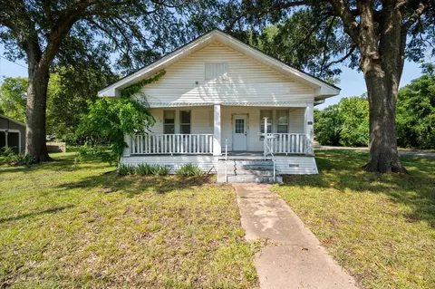 201 S Main St, Dawson, TX 76639