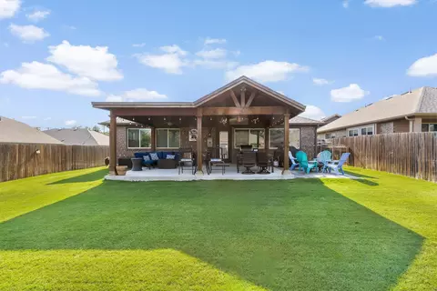 676 Quincy Ct, Lavon, TX 75166