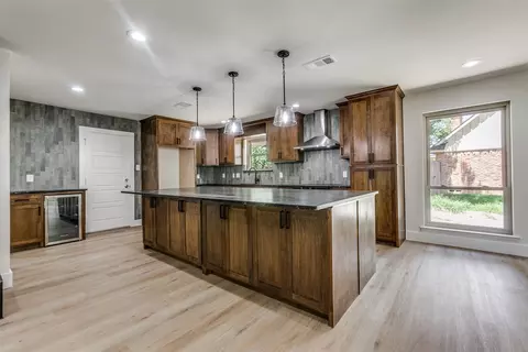 406 Shadywood Ln, Richardson, TX 75080
