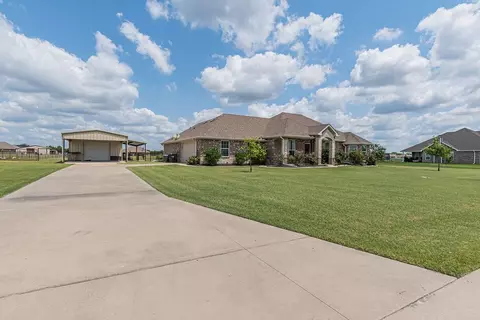 4384 Paige Dr, Caddo Mills, TX 75135
