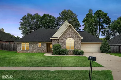 438 Cross Dr, Haughton, LA 71037