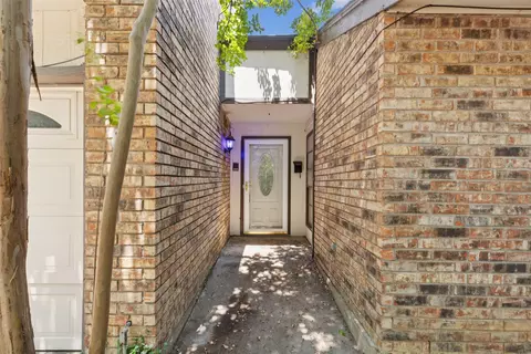 6215 Post Oak Ter, Fort Worth, TX 76112