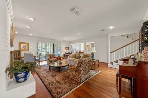 3907 Old Mill Rd, Waco, TX 76710