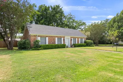 507 N Maple Ave, Hubbard, TX 76648