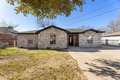 1231 Cabot Dr, Dallas, TX 75217