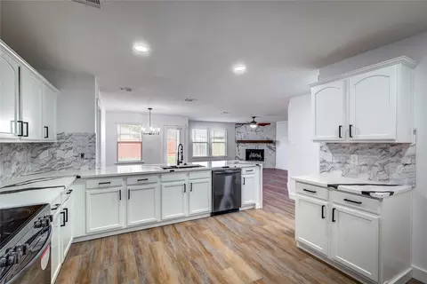 2023 Lake Trail Dr, Heartland, TX 75126