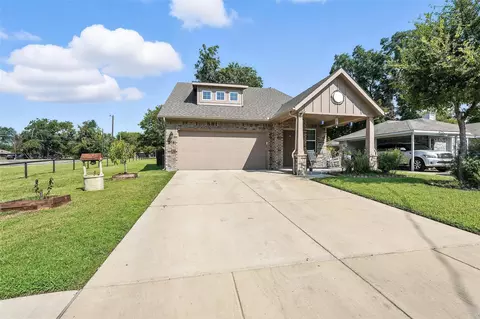 Exterior - 314 Frank St, Terrell, TX 75160 photo 3 of 5