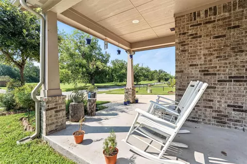 Exterior - 314 Frank St, Terrell, TX 75160 photo 4 of 5