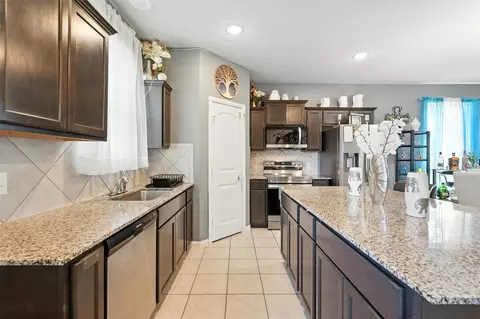 Kitchen - 314 Frank St, Terrell, TX 75160 photo 3 of 5