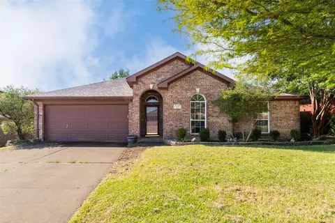 1813 Cozumel Dr, Mansfield, TX 76063