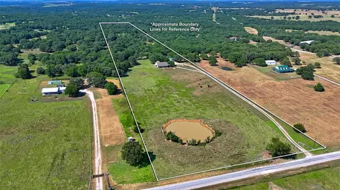 6021 Upper Montague Rd, Bowie, TX 76230