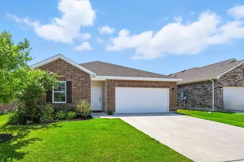 1545 Shadow Hawk Dr, Haslet, TX 76052