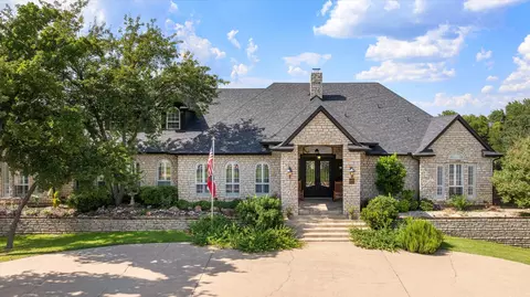 6410 Westover Dr, Granbury, TX 76049