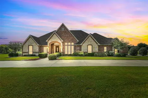 9949 Tantarra Dr, Burleson, TX 76028
