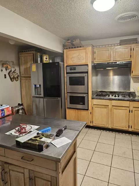 2314 Clover Ridge Dr, Dallas, TX 75216