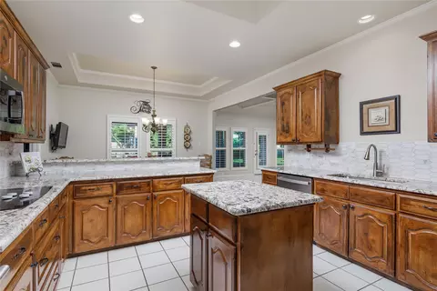 Kitchen - 1444 Trinity Meadows Dr, Talty, TX 75160 photo 2 of 4